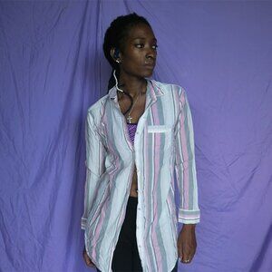 Victoria's Secret vertical striped front pocket long sleeve blouse in white XS